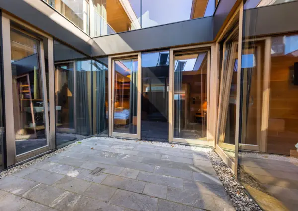 Smaragdresort Top 4 8 binnenplaats