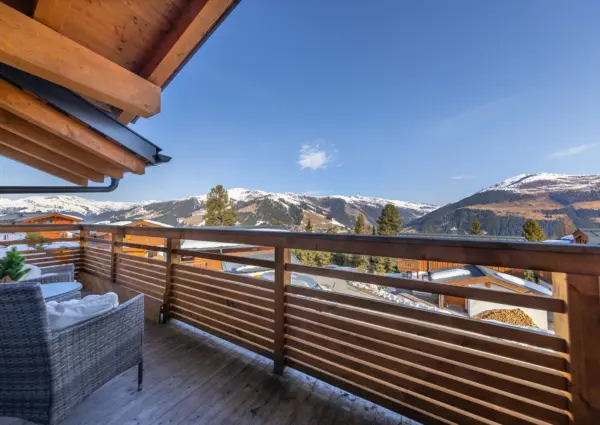 Snowfall winters balkon richting KC3 B6nigsleiten