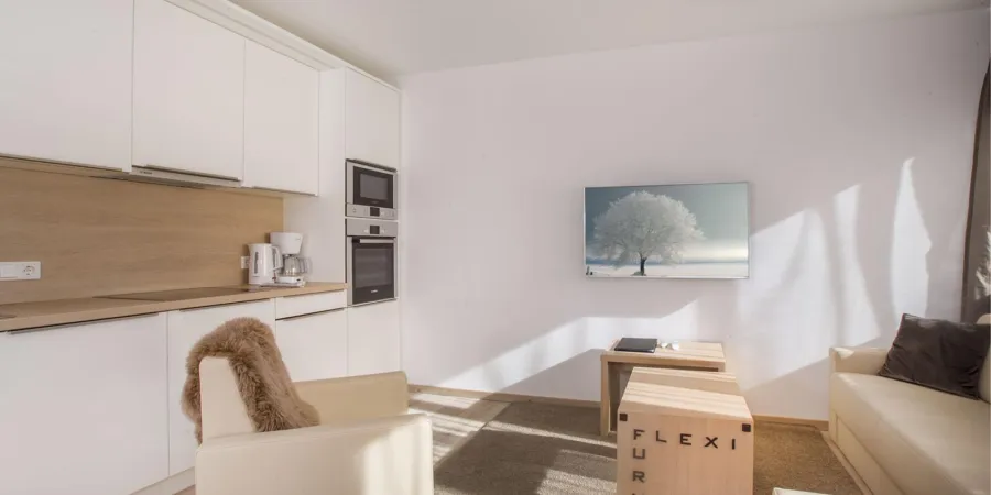 Sport Chalet App 03 003