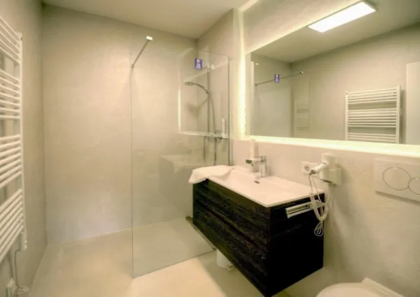 0007 MA Suite 1 en 3 3