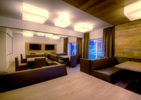 0013 MA Sport Chalet gezelschapsruimte