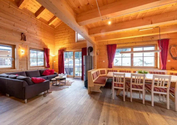 0004 HK Sunnyhome 3a