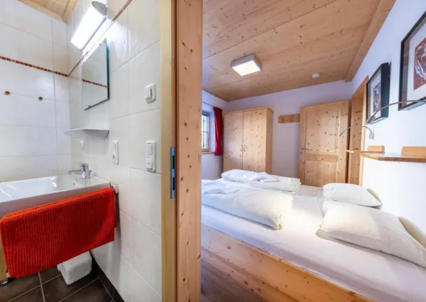 0020 HK Sunnyhome 19a