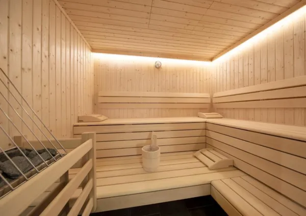 0017 HKR Hide Out 17