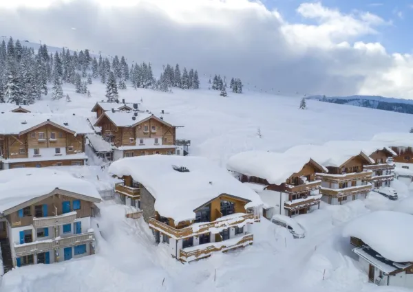 0030 HKR Hide Out winter 5