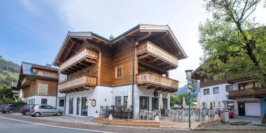 0030 BB Wiesenhaus zomer 1