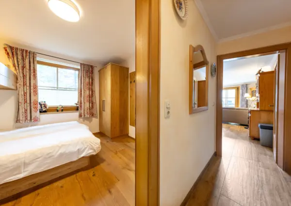 KC3 B6nigsleiten Wildkarspitze 1 hal bij slaapkamer 2