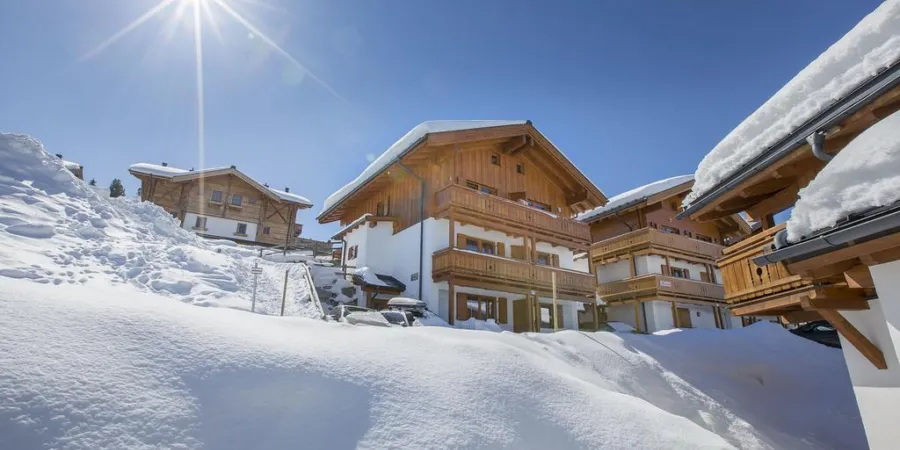 0001 HKR Zonnenchalet winter 1