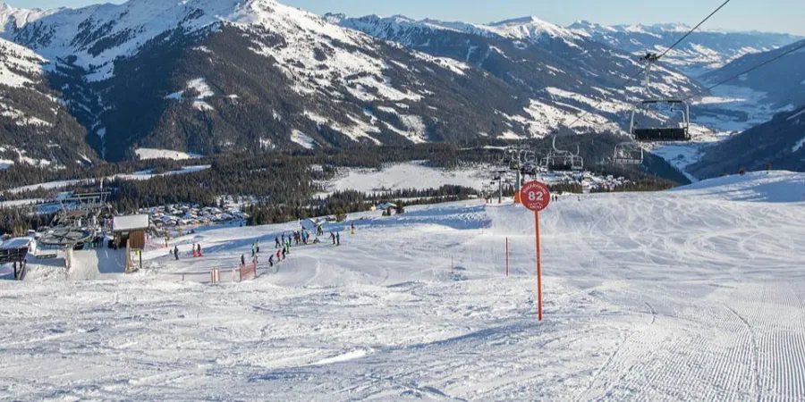 HK header Hk winter 1600 x 483 px