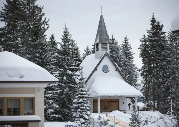 KL Konigsleiten dorp winter 32