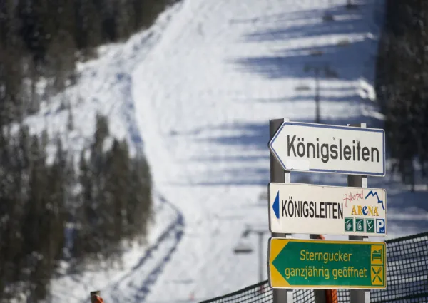 KL Konigsleiten dorp winter 10